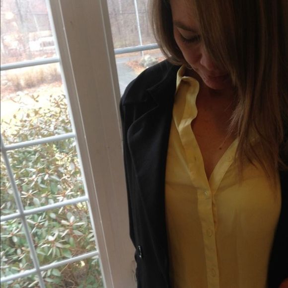 Candies Shirt yellow Sheer with Lace Vintage Size Medium - Picture 4 of 4